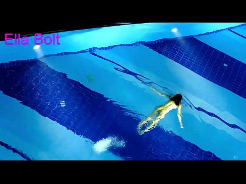 ❤️ No puedo dejar de mirar, joven rubia pillada nadando desnuda en la piscina del complejo ELLA BOLT ️ Porno casero en es.fashiontee.top ❌️❤️❤️❤️❤️❤️❤️❤️